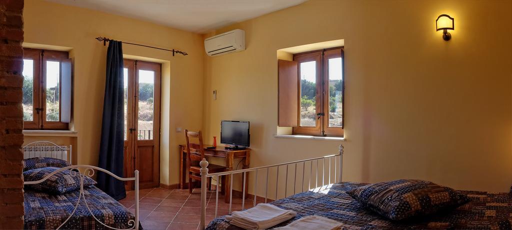 Agriturismo Passo Dei Briganti Агридженто Номер фото